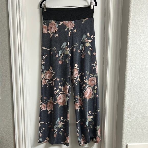 12 Pm By Mon Ami Floral Wide Leg Pants - Black and Pink | Size L - Picture 3 of 5